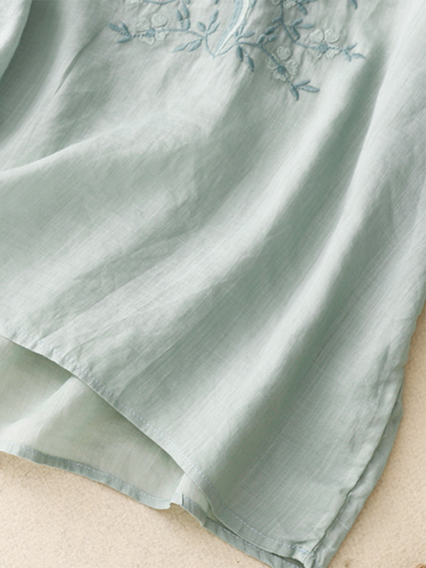 Levoire | Vintage V décolleté brodé T-shirt top