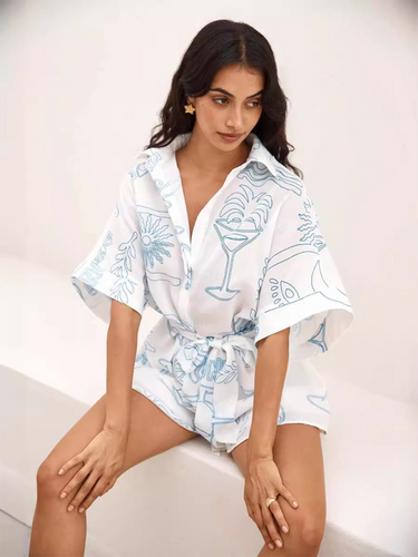 Levoire | Style féminin nouveau styles inversé mi-long à manches courtes avec ceinture de taille mode loisir combinaison courte loose