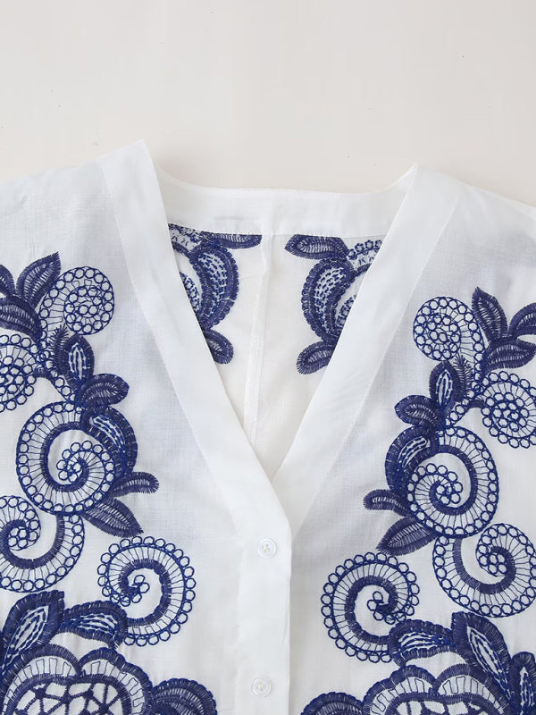 Levoire | Femme V-cou brodé avec manches contrastées