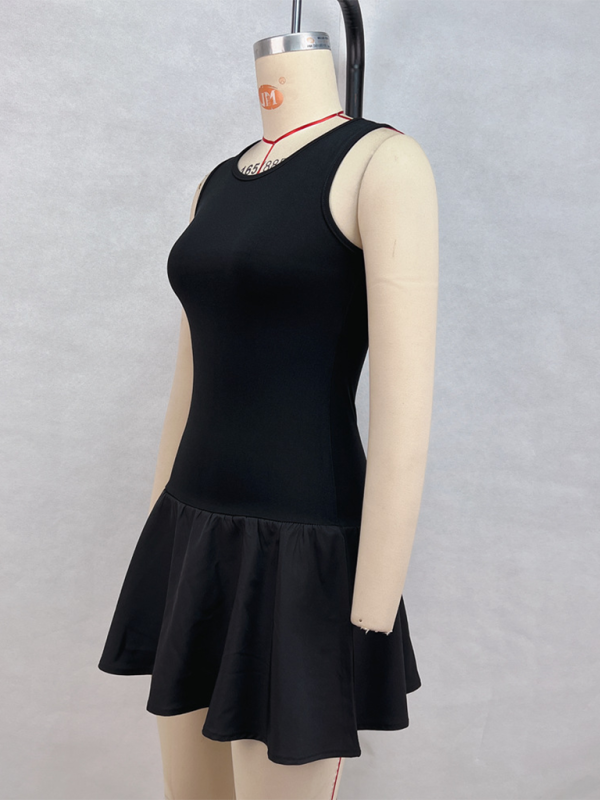 Levoire | Robe sans manches unie pour femmes avec coutures