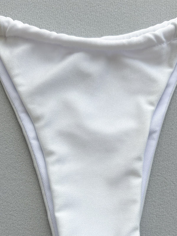 Levoire | Bikini uni couleur décolletée profonde