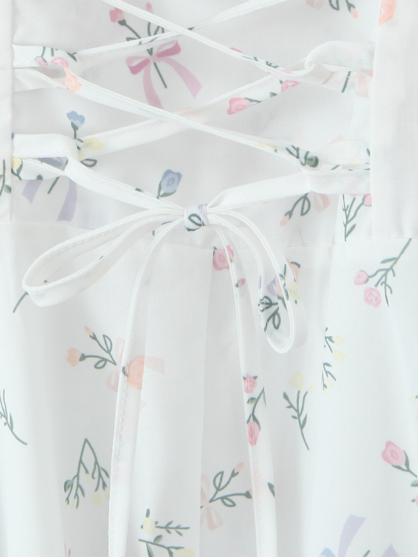 Levoire | Fleur de dentelle Robe à bretelles en V