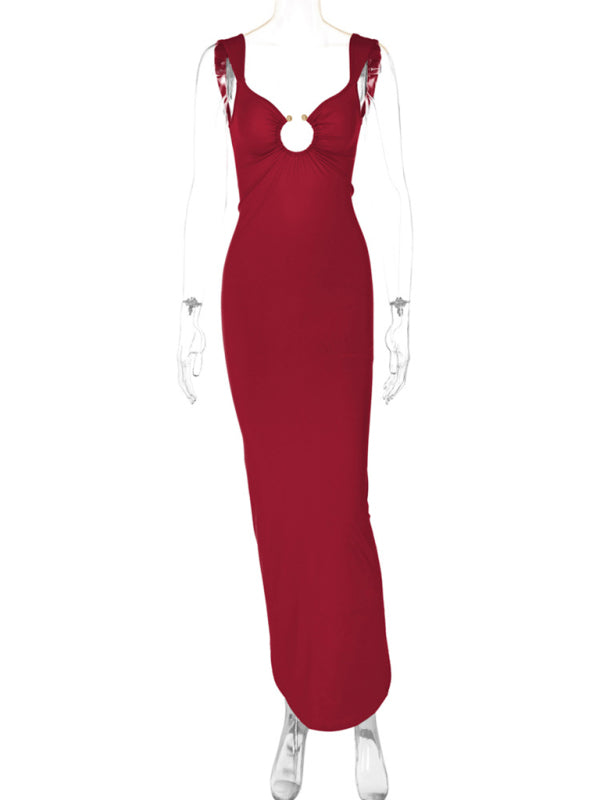 Levoire | Robe sexy à dos V ouvert avec un dos ouvert et une fente qui est serrée.