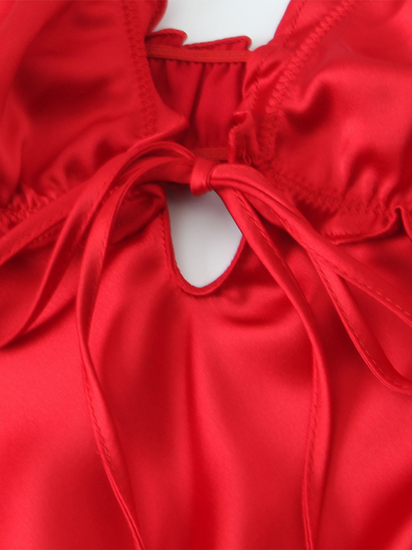 Levoire | Nouvelle robe de soirée en satin fabriquée