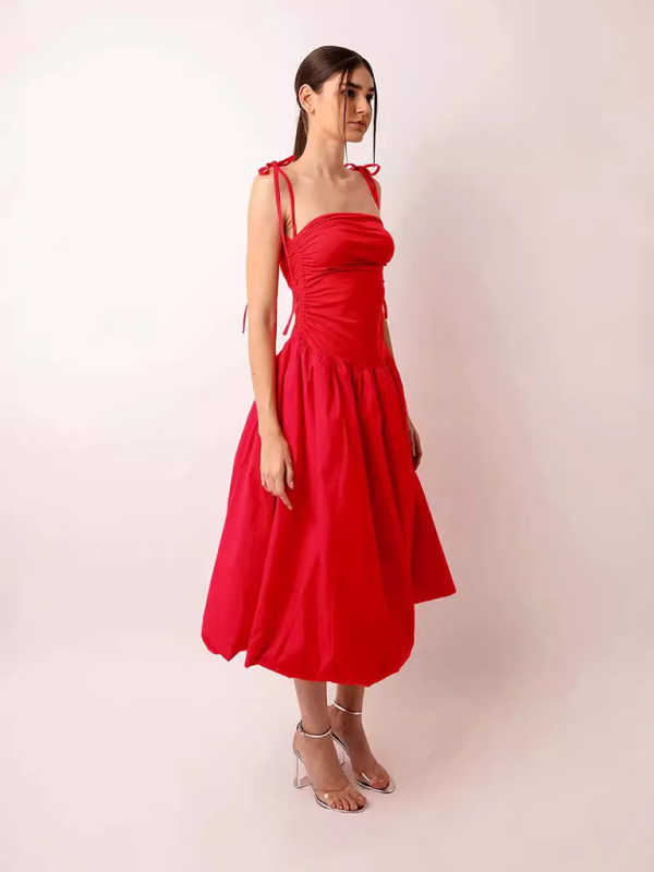 Levoire | Nouvelle robe sans manches à dos ouvert à encolure halter froncée en patchwork avec poches