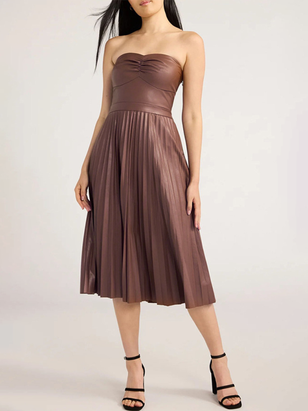Levoire | Nouvelle tenue robe en cuir plissée en forme de tube Café