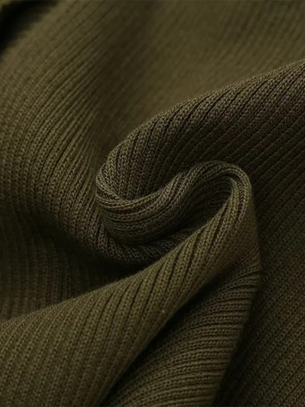 Levoire | Robe tricotée verte foncée à manches courtes