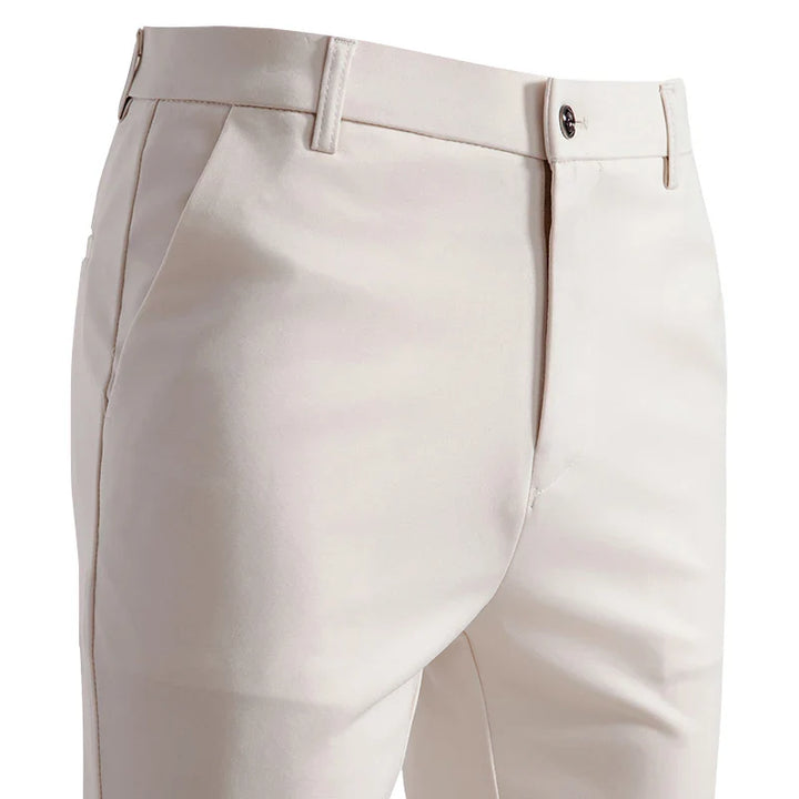 Levoire | Pantalons Slim Fit Kaki Parfait Pour Le Style Quotidien Et Le Confort Beige