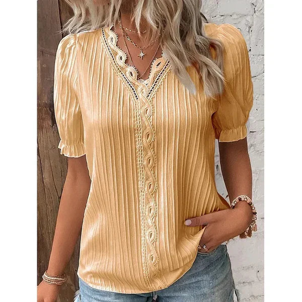 Levoire | Blouse Élégante Avec Décolleté En V Et Dentelle Jaune