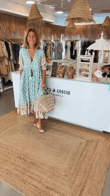 Levoire | Robe De Printemps Avec Des Jeux De Couleurs Frais