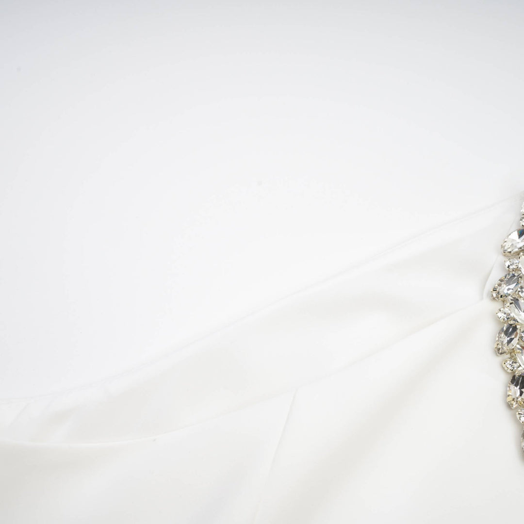 Levoire | Robe Midi Blanche Ornée De Cristaux