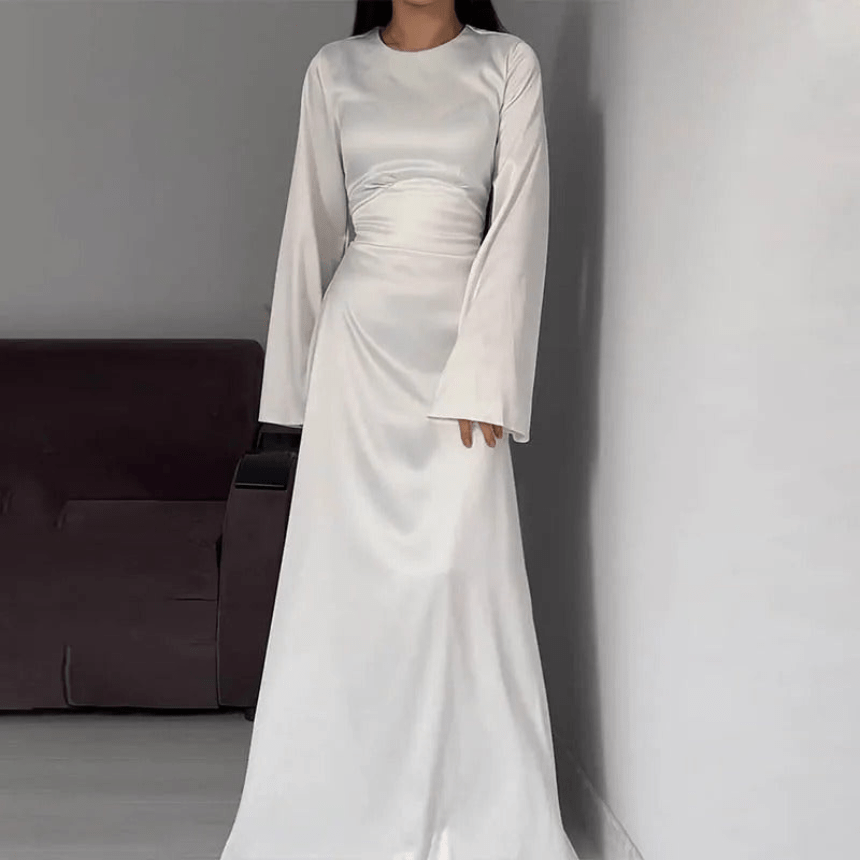 Levoire | Robe longue en satin pour femmes Design élégant et confortable Blanc