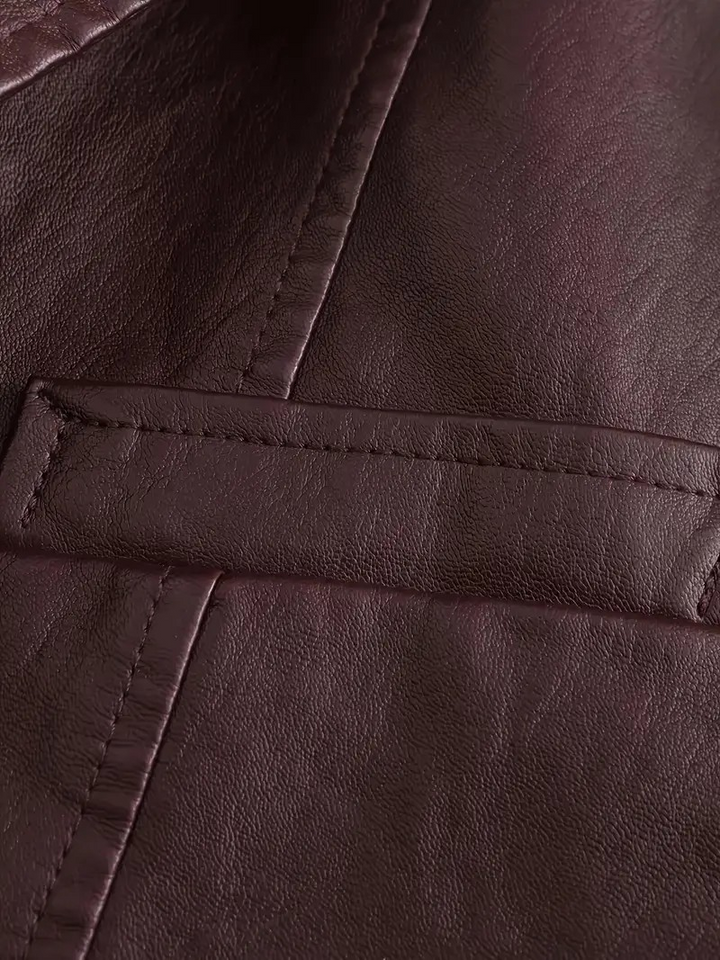 Levoire | Veste En Cuir Synthétique Avec Une Coupe Élégante