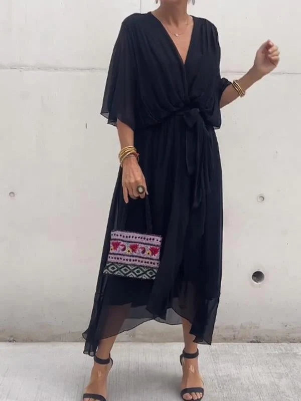 Levoire | Robe élégante à décolleté en V avec des crânes Noir