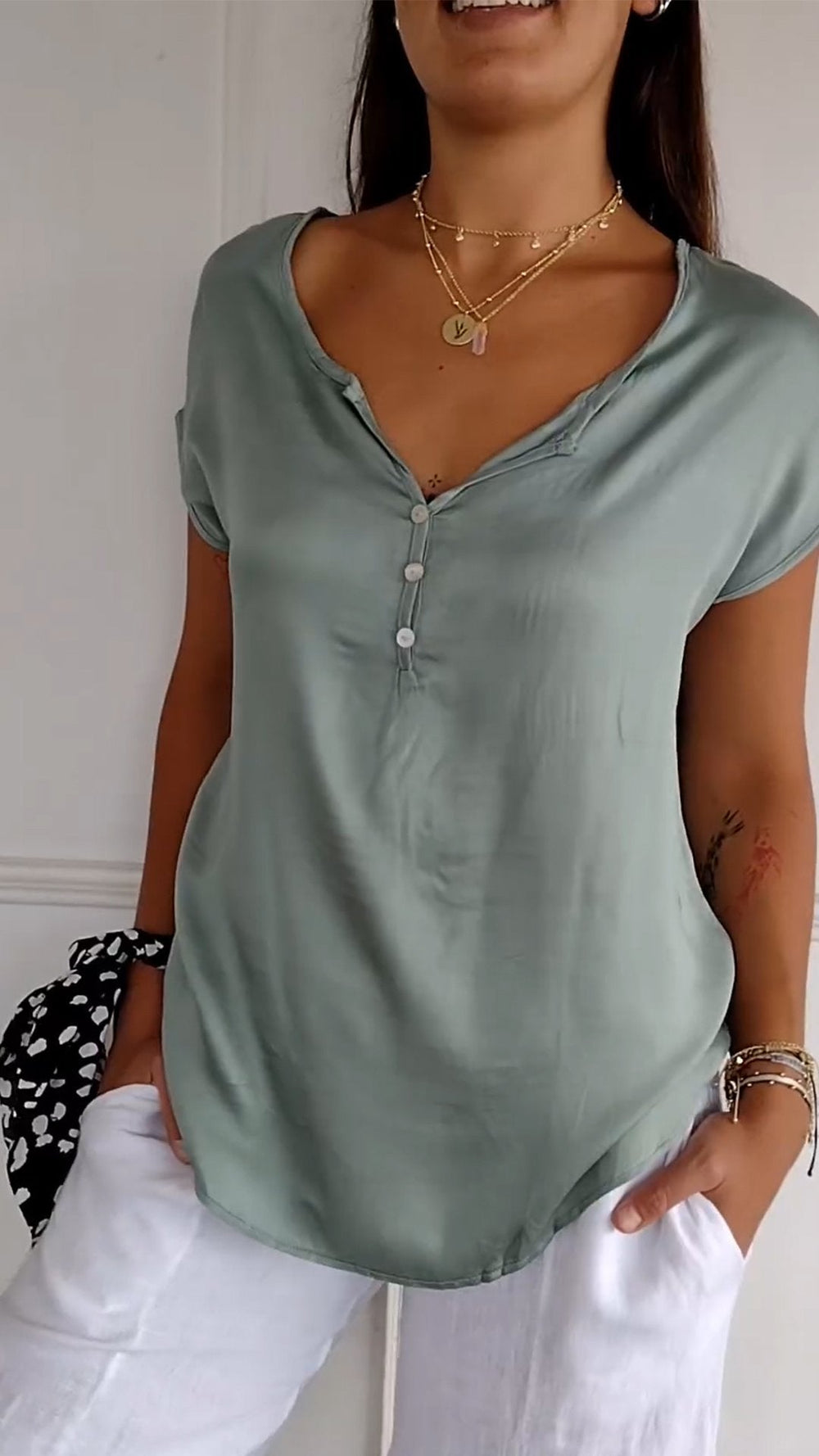 Levoire | T-Shirt Confortable Avec Col En V