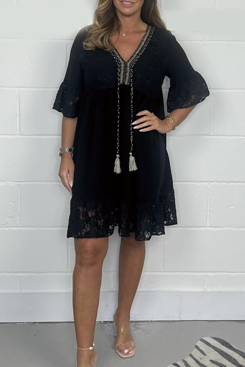 Levoire | Robe Avec Décolleté En V Et Patchwork En Dentelle Noir