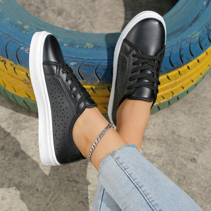 Levoire | Sneaker Beige Avec Lacets Noir