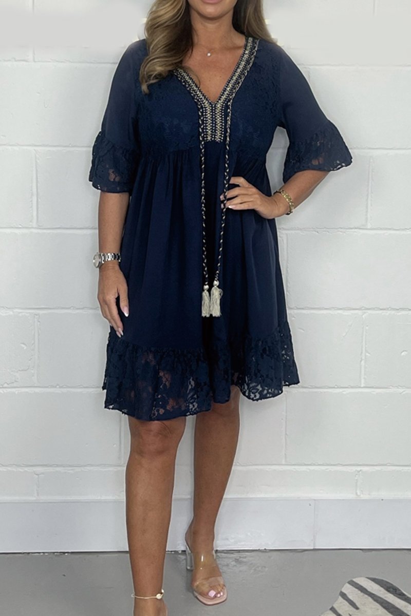 Levoire | Robe Avec Décolleté En V Et Patchwork En Dentelle Bleu marine