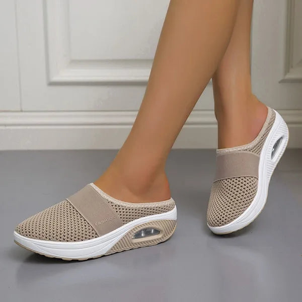 Levoire | Confortables Respirants Chaussons Noirs Beige