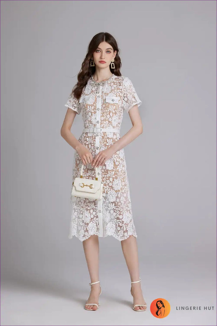 Levoire | Blush Elegance dentelle midi robe - Coupe florale romantique Blanc