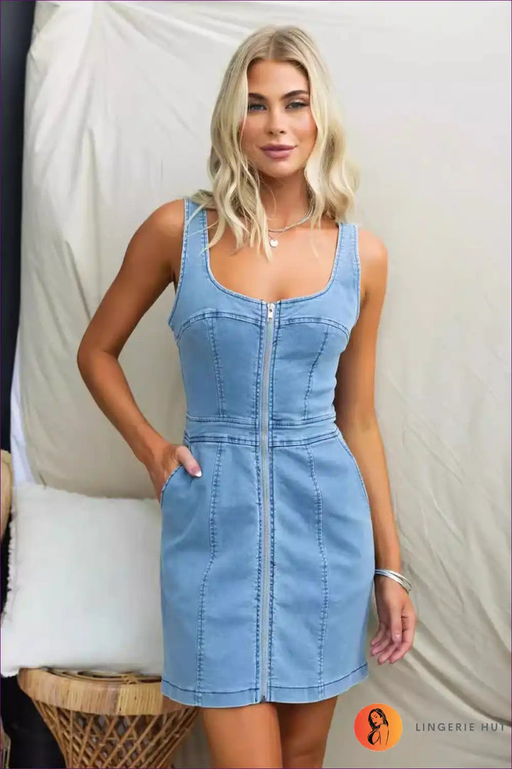 Levoire | Robe en denim élégante à bretelles spaghetti - style d'été sans effort Bleu clair