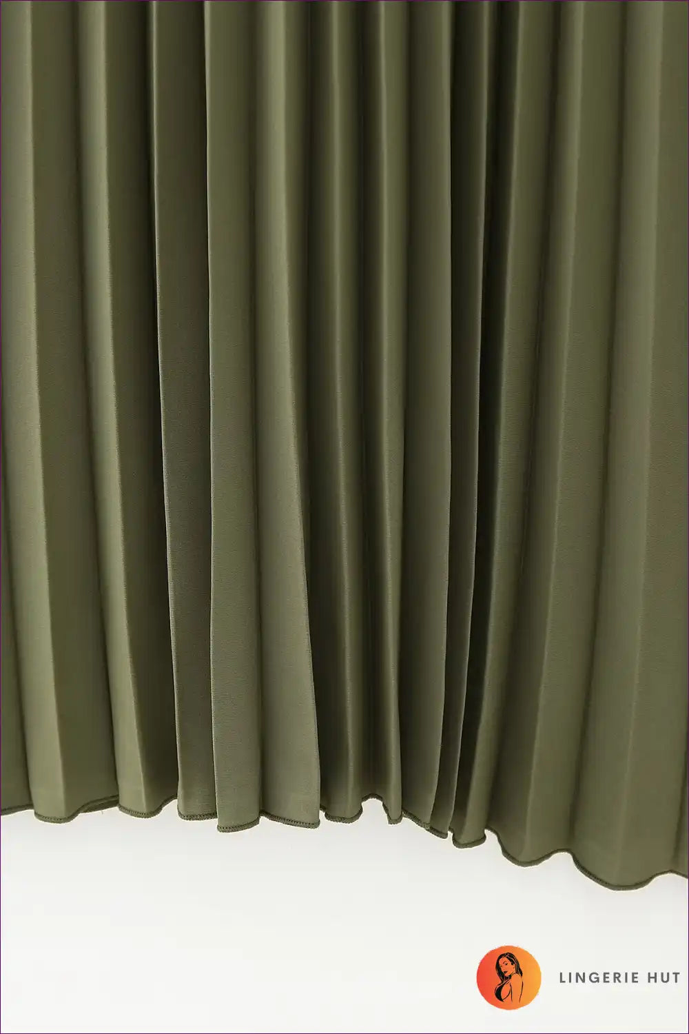 Levoire | Élégante robe plissée avec ceinture design | Style de bureau intemporel