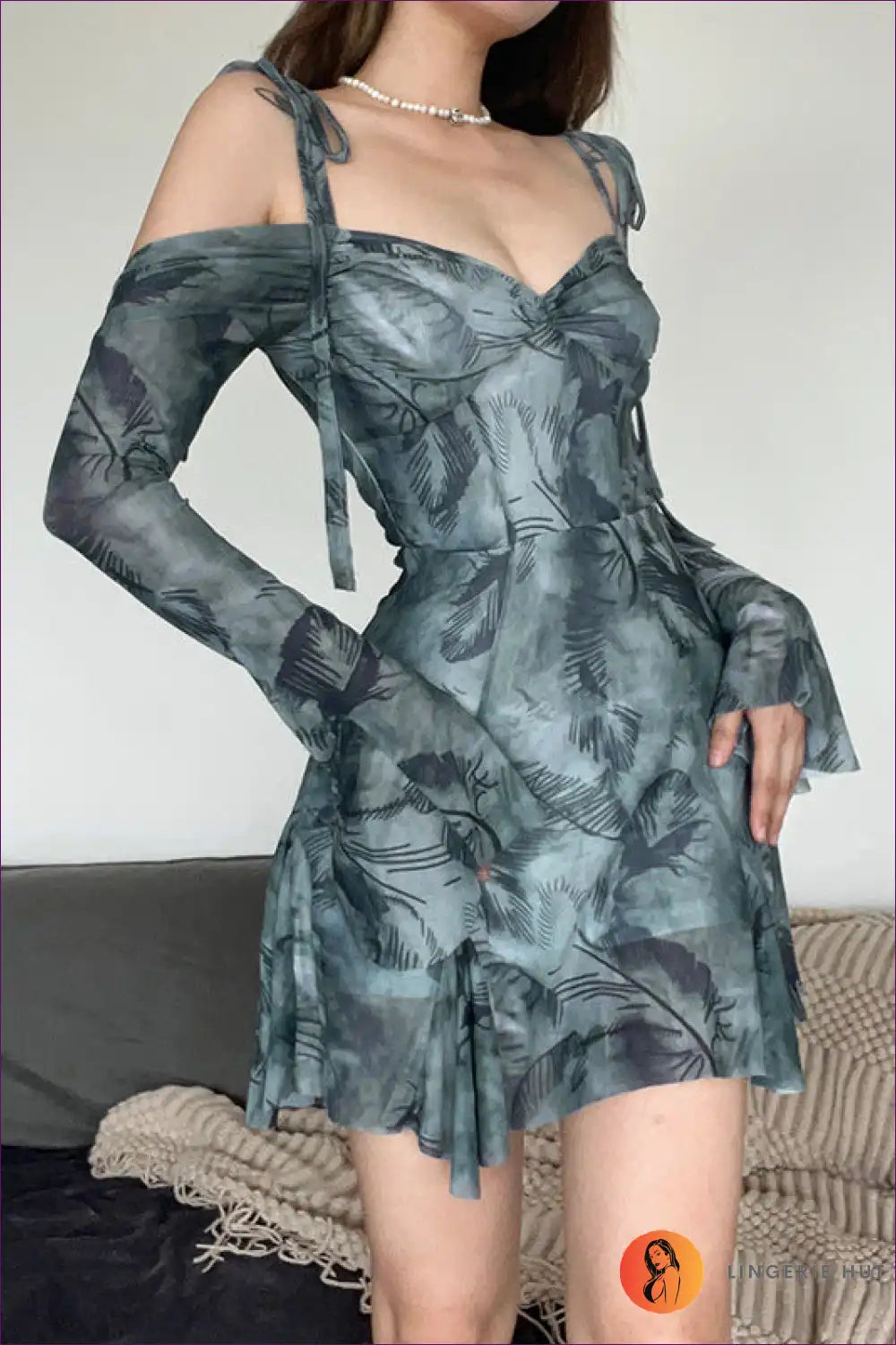 Levoire | Lumoava robe minime à motif de feuilles - Style bohème romantique