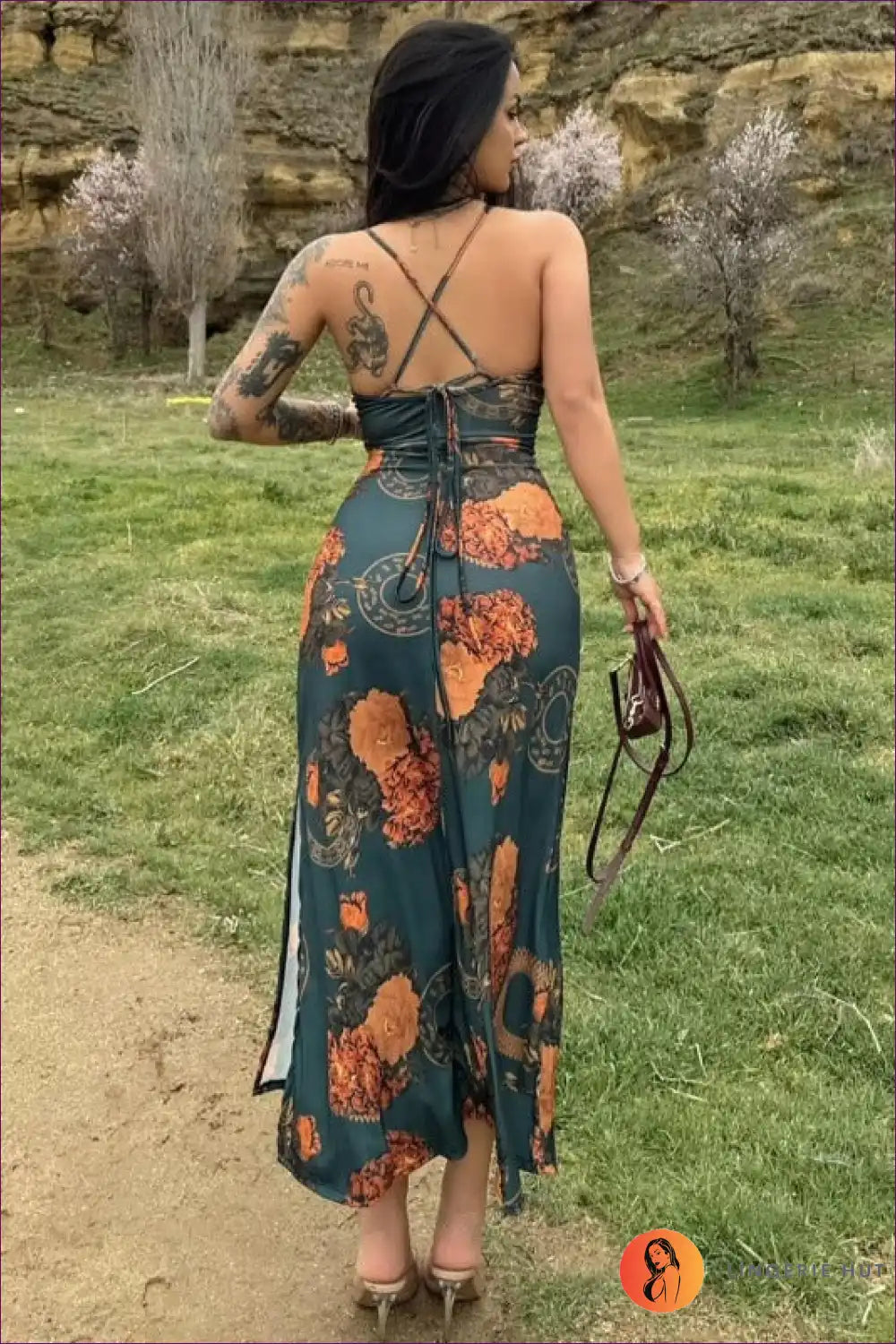 Levoire | Robe midi drapée jardin exotique – Oser l'élégance le jour et la nuit
