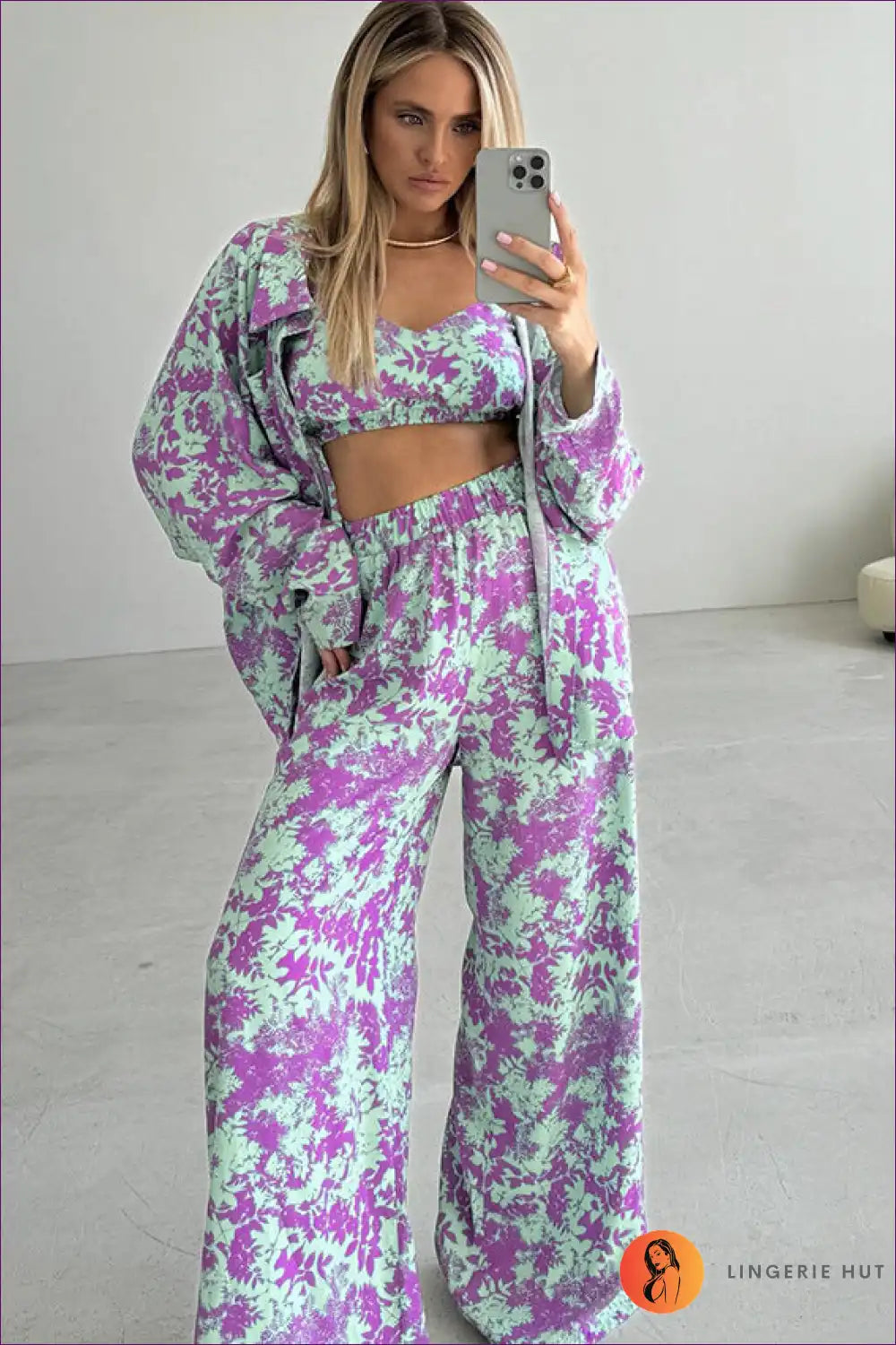 Levoire | Imprimé Fleuri Ensemble de Loungewear Trois Pièces - Vivant & Confortable Moni