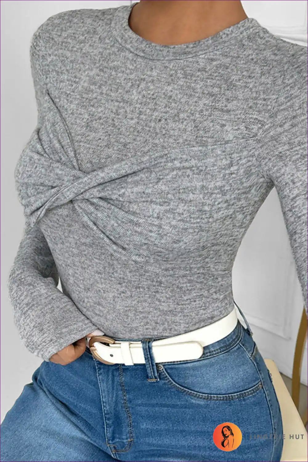 Levoire | Gris Twist-Front Long Sleeve – Élégance Sans Effort