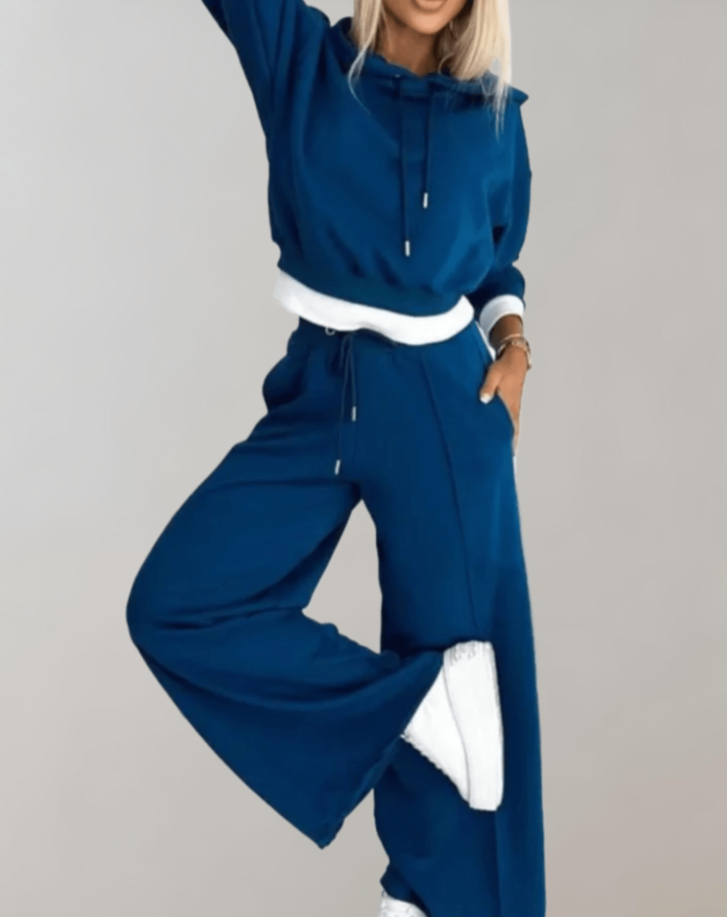 Levoire | Pull à capuche moderne et ensemble de pantalons pour femmes ensemble deux pièces Bleu