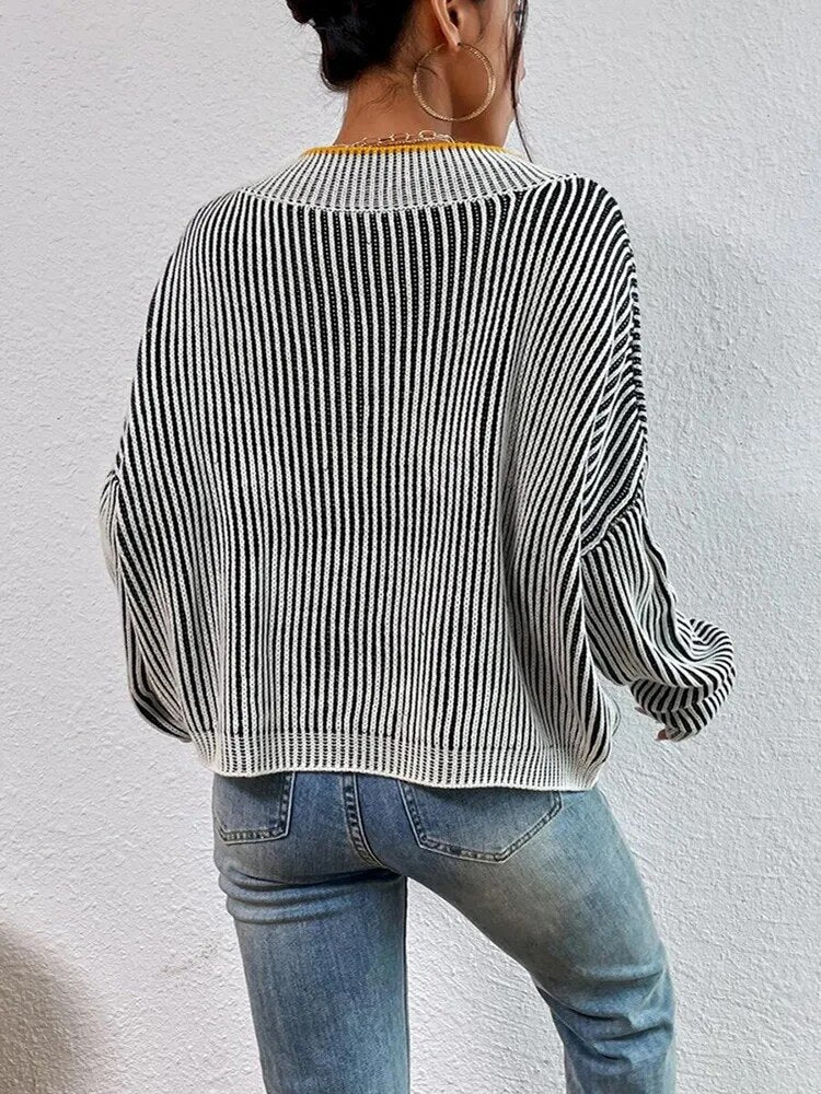 Levoire | Pull V Col Et Rayures Verticales