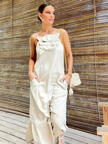 Levoire | Robe Midi Sans Manches Élégante Avec Fente Haute Et Détail Floral 3D