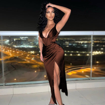 Levoire | robe longue à décolleté en V sans manches avec fente latérale