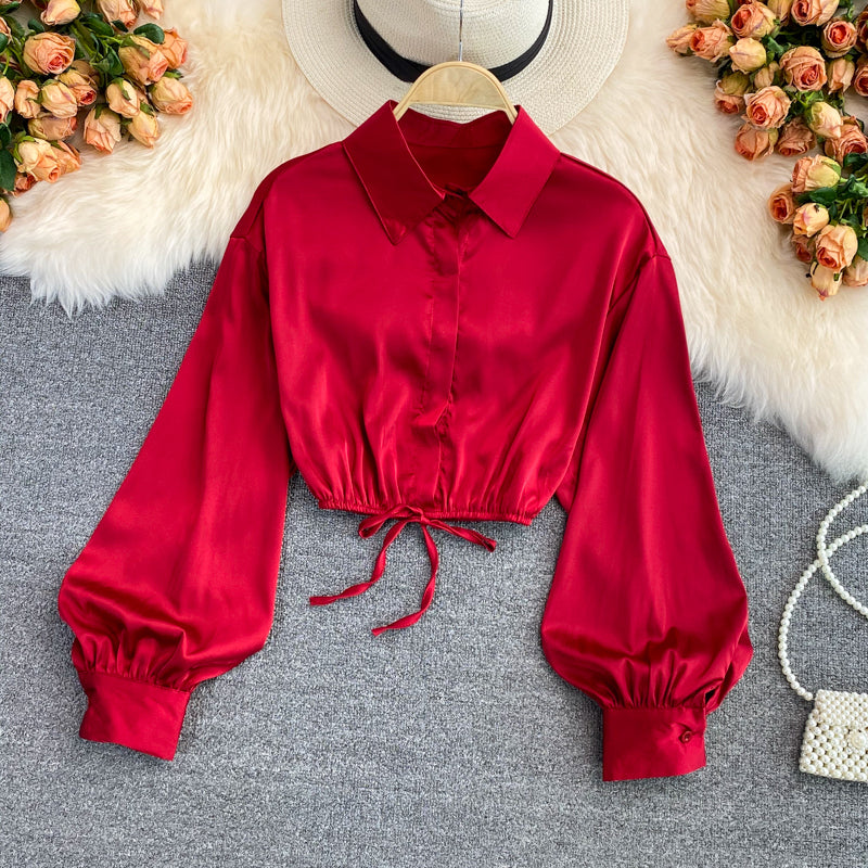 Levoire | courte en satin, manches longues bouffantes ROUGE Une taille