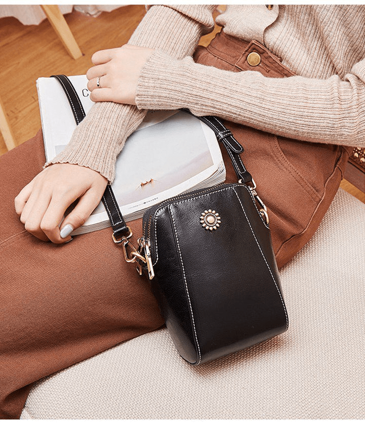 Levoire | Stylish Leather Crossbody Bag