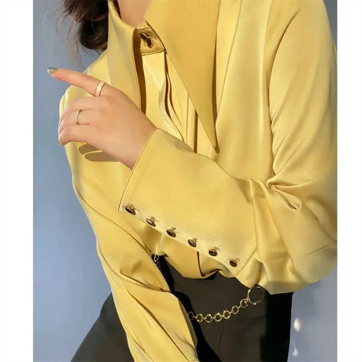 Levoire | Élégante Blouse En Satin À Manches Longues Pour Femmes Luxueuse, Stylée Et Polyvalente