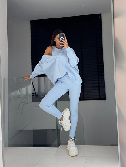 Levoire | Kolme Osaa Sarja