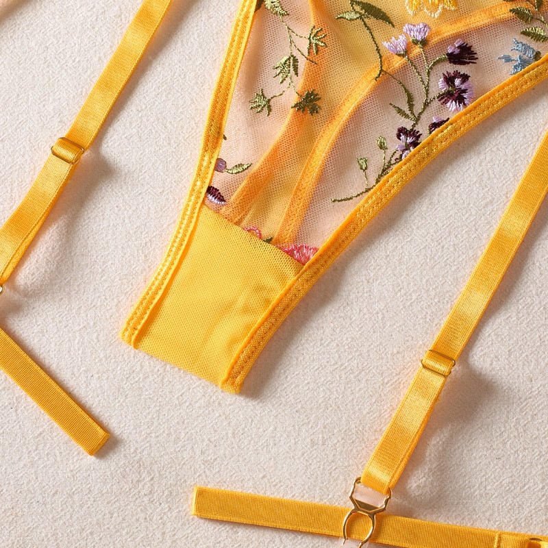 Levoire | Ensemble De Lingerie Français 3 Pièces Pour Une Élégance Sensuelle