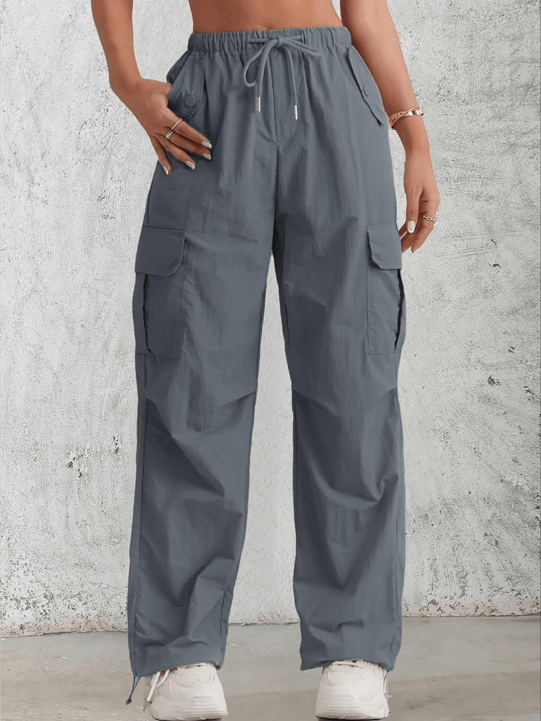 Levoire | Pantalon cargo femme avec taille élastique et poches Gris