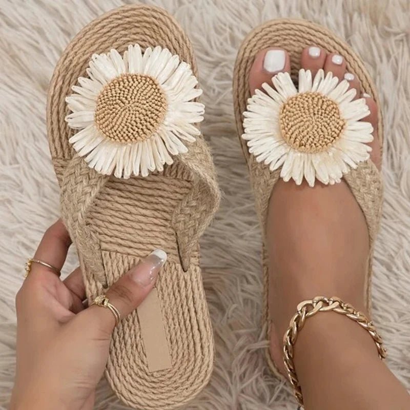 Levoire | Sandales Tissées À La Main Avec Une Fleur