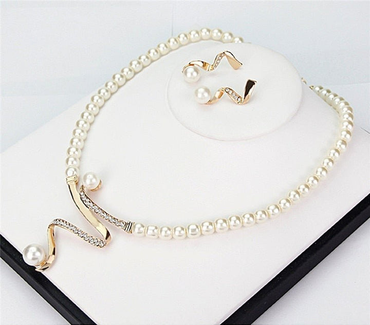 Levoire | Collier De Perles + Ensemble De Boucles D'Oreilles