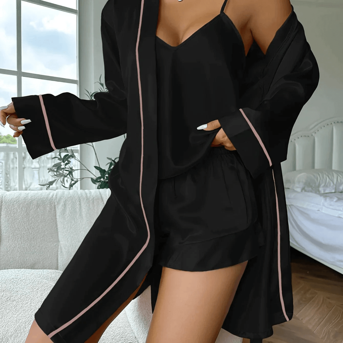 Levoire | Luxe Satin Trois Pièces Ensemble Pyjama Femme Noir