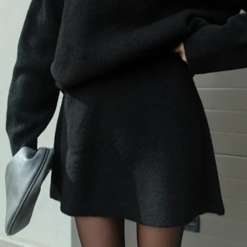 Levoire | Ensemble Assorti 2 Pièces Pull + Jupe