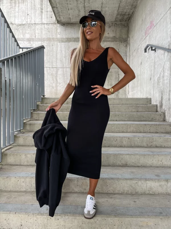Levoire | Ensemble Élégant Avec Jupe Et Pull