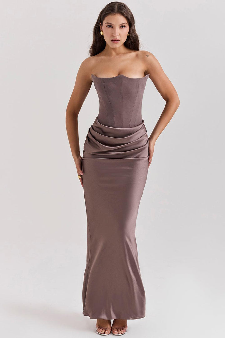 Levoire | Élégantes Sans Paule Corset Maxi Robe