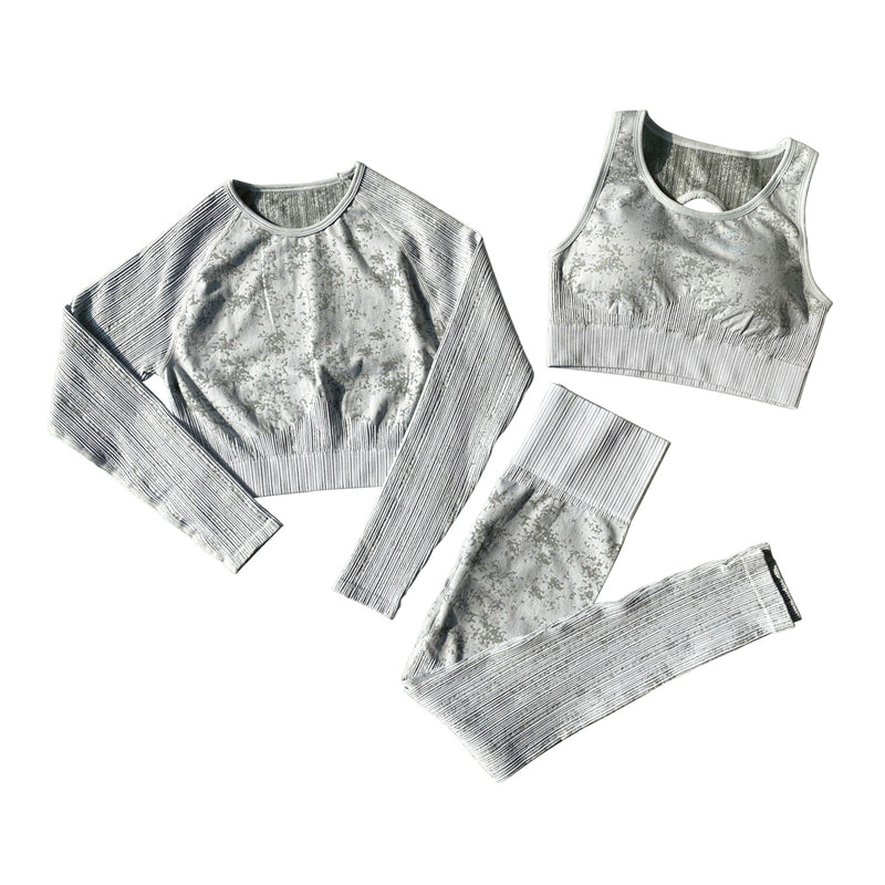 Levoire | Ensemble De Sport Un Bel Ensemble De Sport Élégant Gris