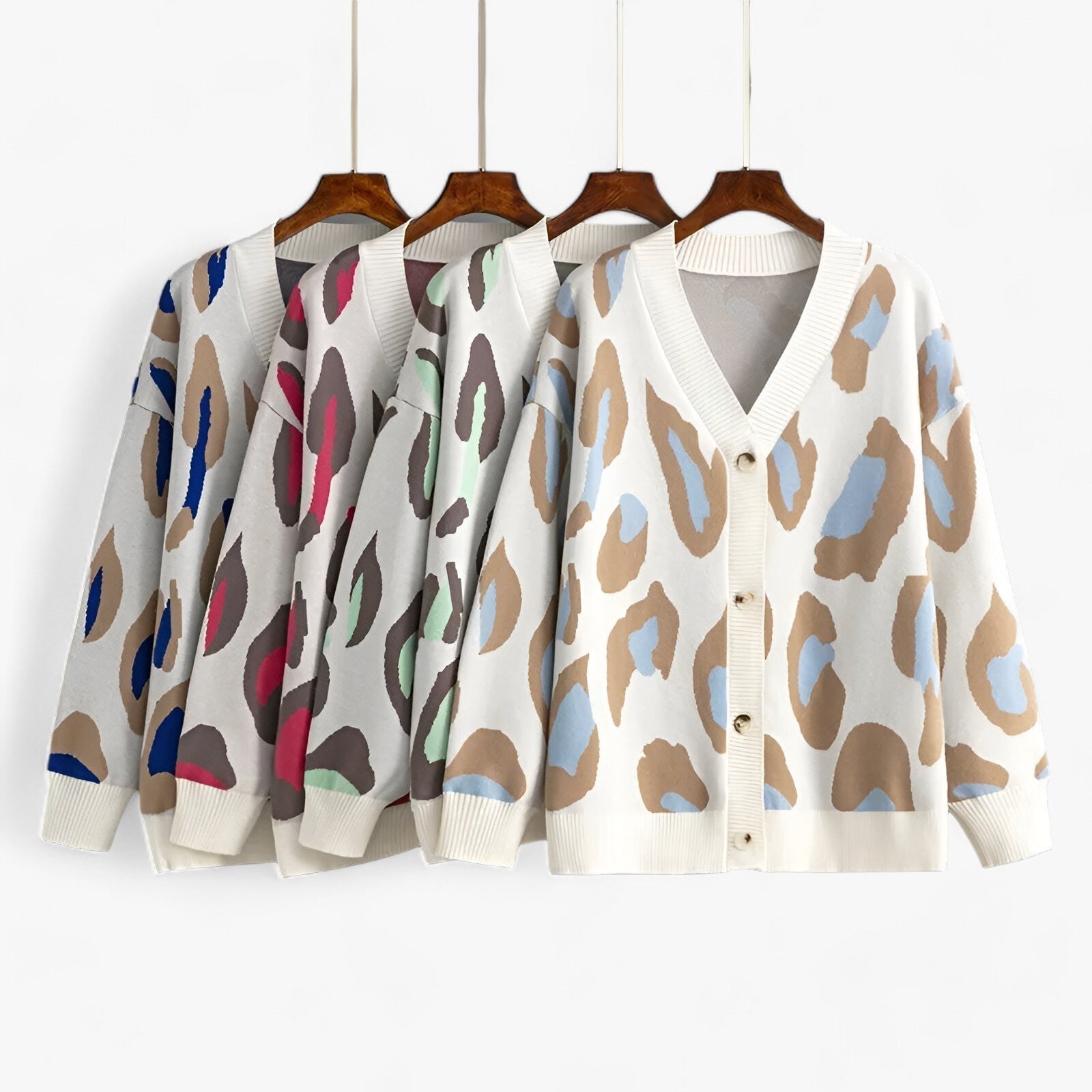 Levoire | Pull Ample À Col V À Manches Longues Avec Boutons