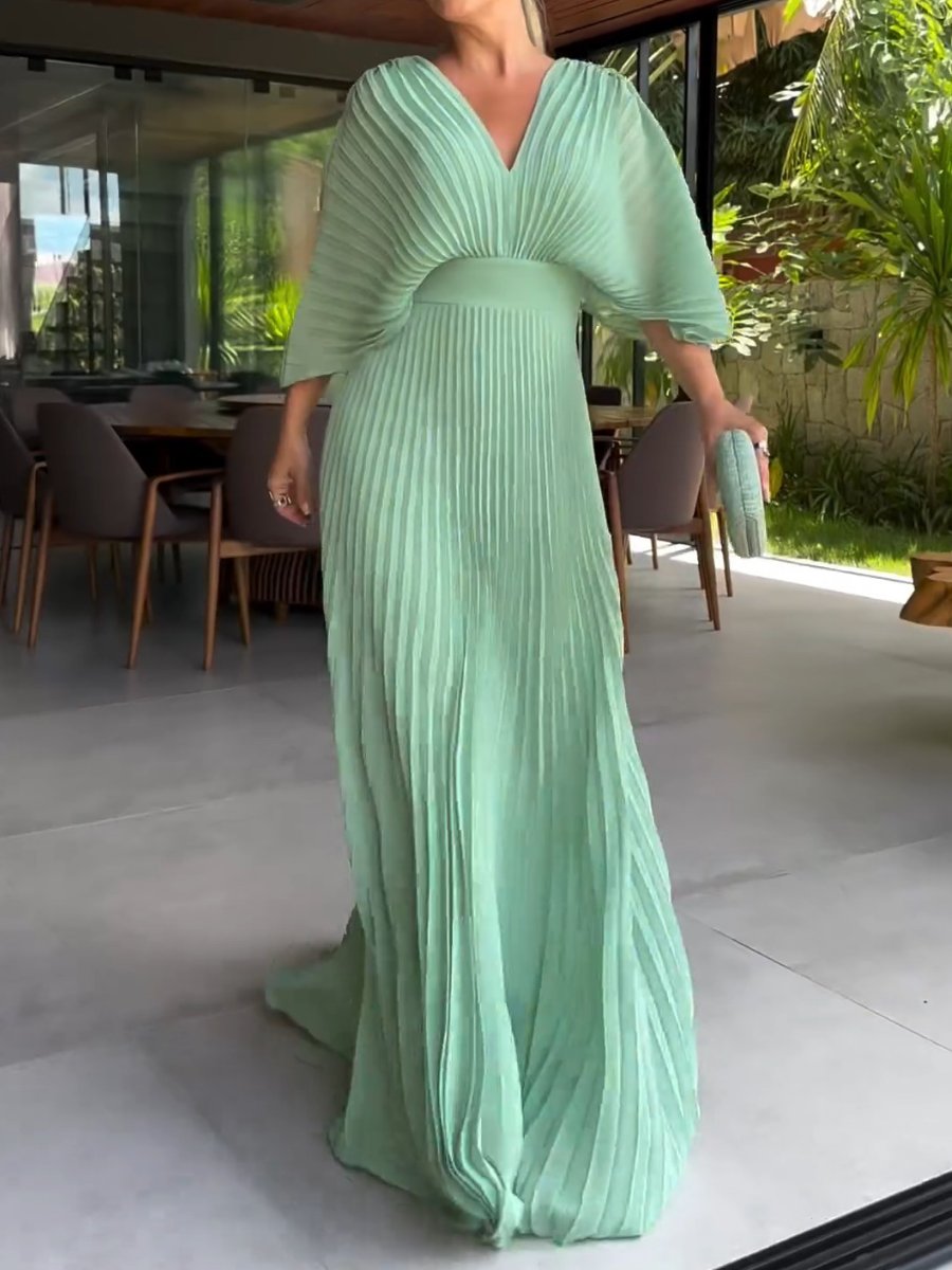 Levoire | Vibrantes Plissé Maxi Robe