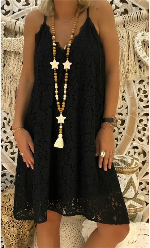Levoire | Robe Attrayante Avec Un Design À Encolure En V Noir